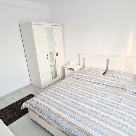 Belle Apartments - Central Pitesti Ngoại thất bức ảnh