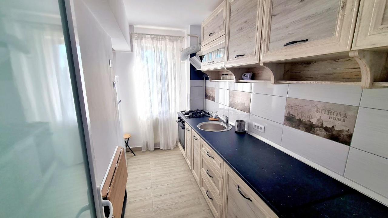 Belle Apartments - Central Pitesti Ngoại thất bức ảnh